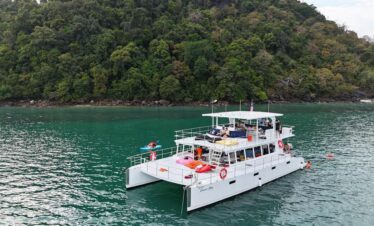 Catamaran Cruise